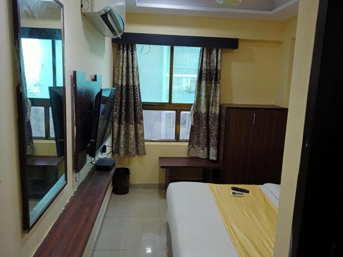 Hotel Dream Inn Ahmadabad Zewnętrze zdjęcie