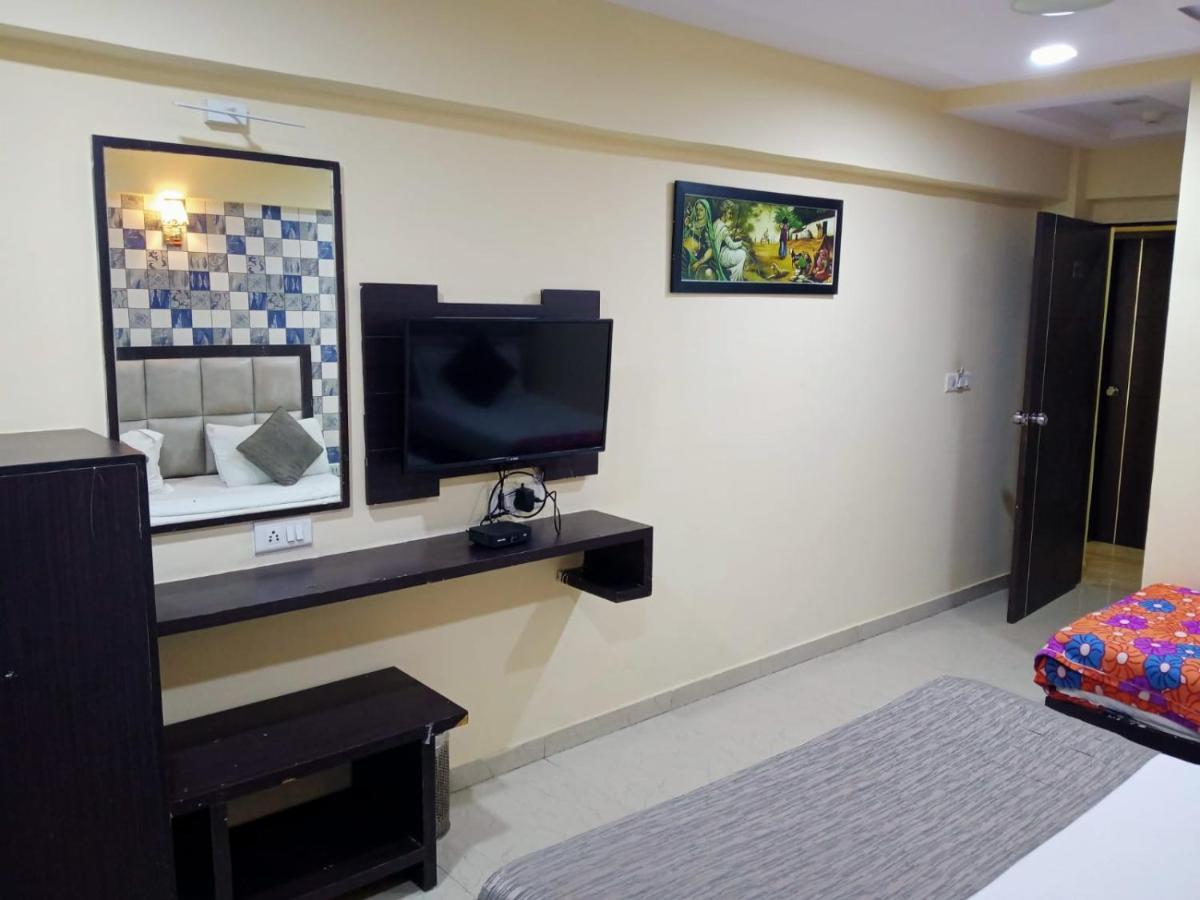 Hotel Dream Inn Ahmadabad Zewnętrze zdjęcie